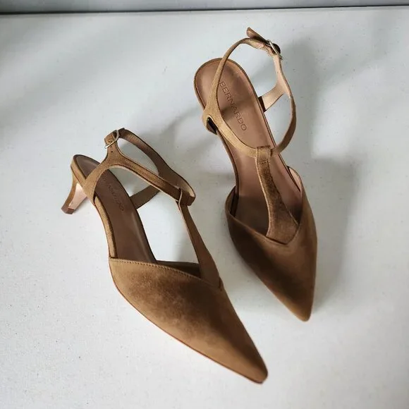 Bernardo Kitten Heel Pumps "NEW" - Picture 10 of 14